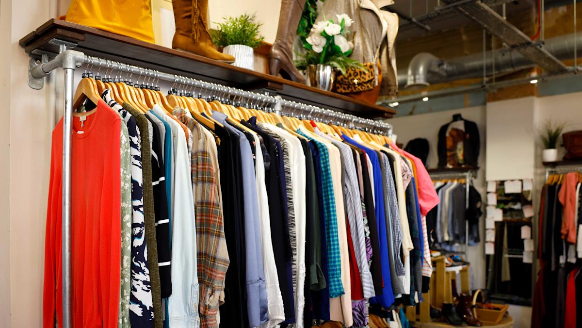 Apparel, footwear prices see declines in April