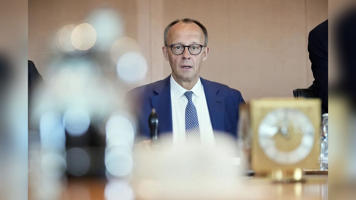 Germany's economy will stagnate this year as tariffs cast a shadow, advisers say – Firstpost
