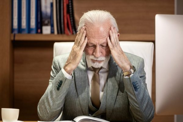 The K-shaped economy has left many six-figure earners ‘on thin ice’ as housing costs, lifestyle creep, and the job market put them at risk